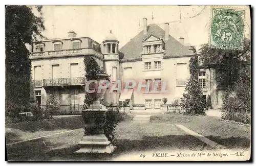 Cartes postales Vichy Maison de Sevigne