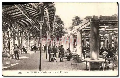 Cartes postales Vichy Galerie couverte et Pergola