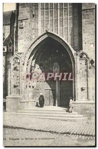 Ansichtskarte AK Treguier Porche de la Cathedrale