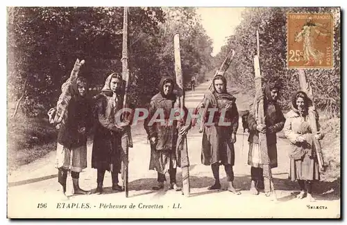 Cartes postales Etables Pecheuses de Crevettes Folklore Costume