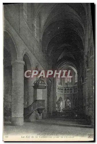 Cartes postales Saint Brieuc La nef de la cathedrale prise de l entree