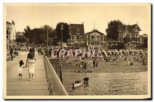 Ansichtskarte AK Arcachon Un Coin de la Plage