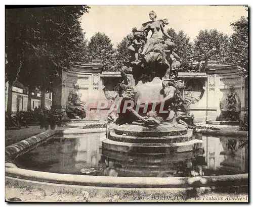 Cartes postales Bordeaux La fontaine Amedee Larrien