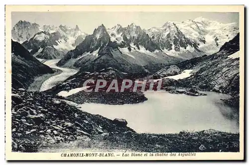 Cartes postales Chamonix Mont Blanc Lac blanc et la chaine des Aiguilles