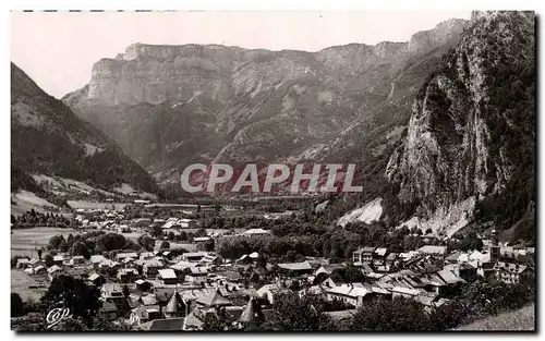 Cartes postales Thones Vue Generale et le Parmelan