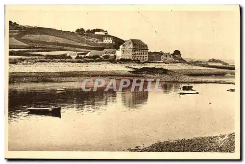 Cartes postales L Arcouest L Hotel Le Barbu Devant la Mer