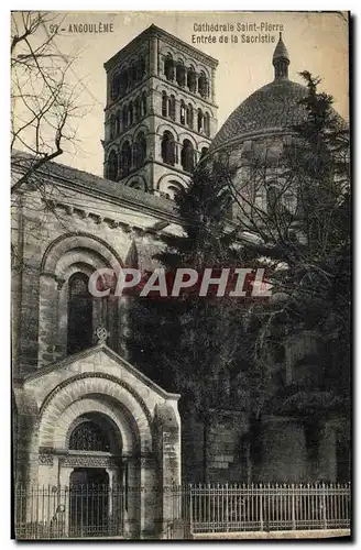 Cartes postales Angouleme Cathedrale Saint Pierre Entree de la Sacristie