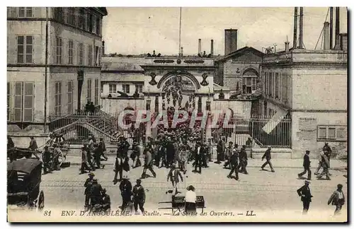 Cartes postales Angouleme Ruelle La Sortie des Ouvriers