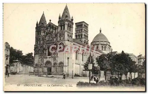 Cartes postales Angouleme La Cathedrale