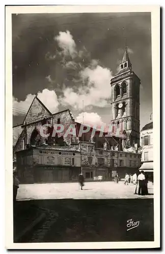 Ansichtskarte AK Cognac L Eglise St Leger et Place d Armes