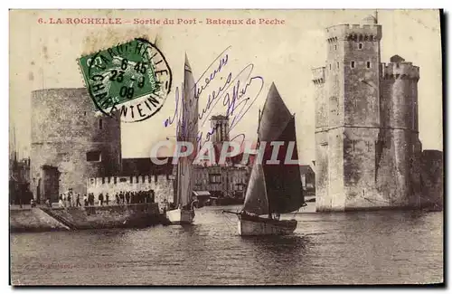 Cartes postales La Rochelle Sortie du Port Bateaux de Peche