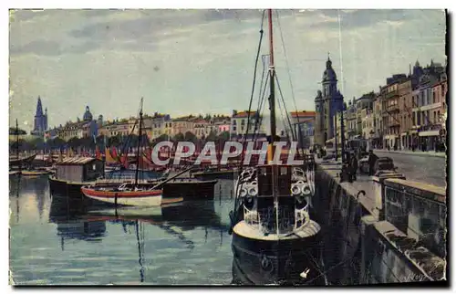 Ansichtskarte AK La Rochelle Le port et le quai Duperre Bateaux