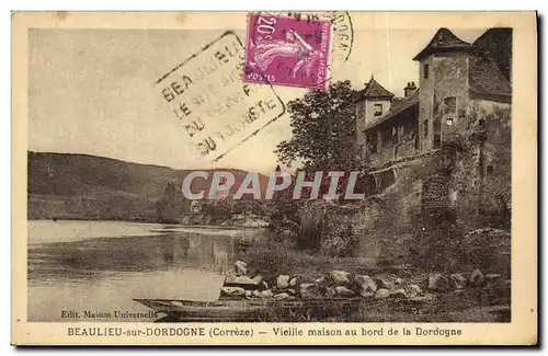 Cartes postales Beaulieu sur Dordogne Vieille Maison au Bord de la Dordogne