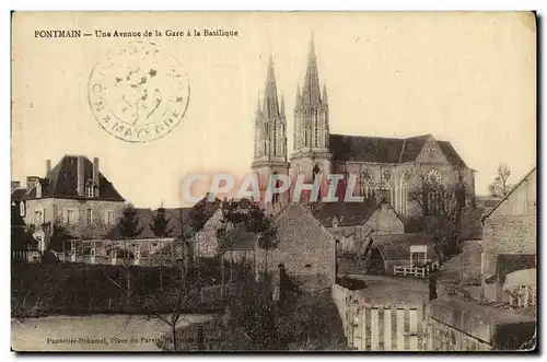 Ansichtskarte AK Pontmain Une Avenue de la Gare a la Basilique