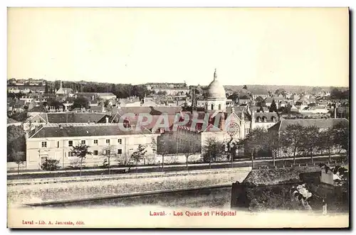 Cartes postales Laval Les Quais et l Hopital