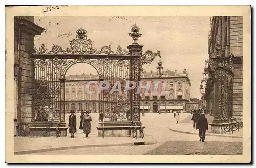 Cartes postales Nancy Place Stanislas Grilles en Fer Forge par Jean Lamour