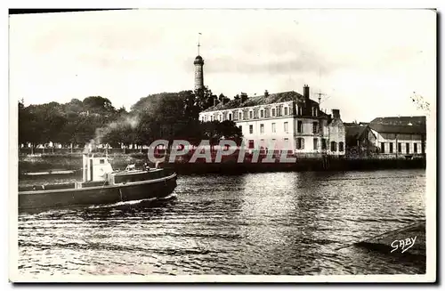 Ansichtskarte AK Lorient Le Port et l Hopital maritime