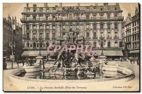 Ansichtskarte AK Lyon La Fontaine Bartholdi Place des Terreaux