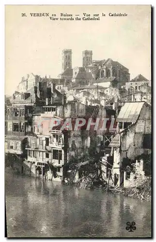 Cartes postales Verdun en Ruines Vue sur la Cathedrale Militaria