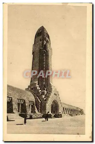 Cartes postales Ossuaire et Phare de Douaumont Militaria