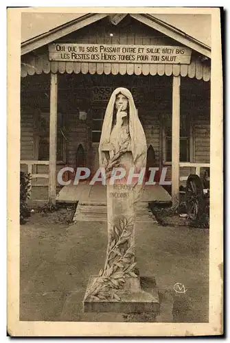 Cartes postales Ossuaire Provisoire de Douaumont Statue de la Resignation Militaria