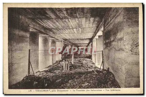 Ansichtskarte AK Thiaumont pres Douaumont La Tranchee des Baionnettes Vue Interieure Militaria