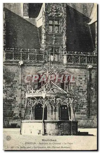 Cartes postales Josselin Interieur du Chateau Le Puits