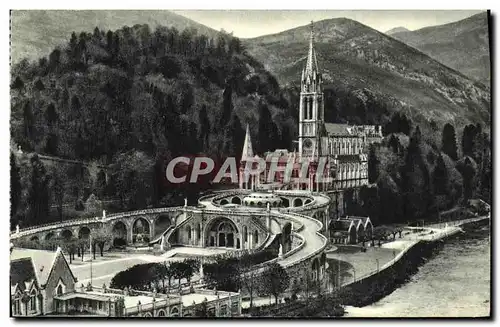 Cartes postales Lourdes Vue d Ensemble sur la Basilique