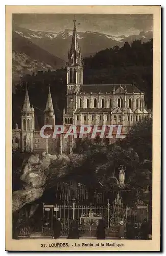 Cartes postales Lourdes La Grotte et la Basilique