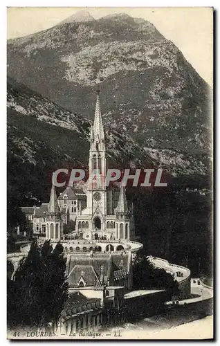 Cartes postales Lourdes La Basilique