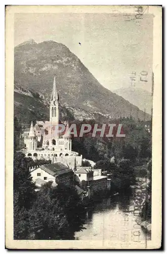 Cartes postales Lourdes La Basilique et le Gave