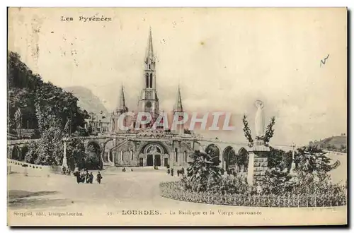 Cartes postales Lourdes La Basilique et la Vierge Couronnee