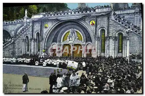 Cartes postales Lourdes Benediction des Malades