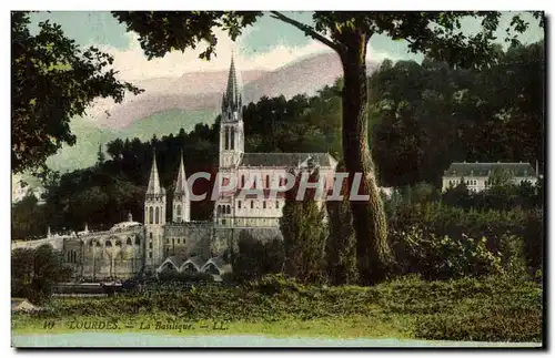 Cartes postales Lourdes La Basilique