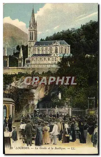Cartes postales Lourdes La Grotte et la Basilique