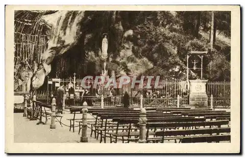 Cartes postales Lourdes La Grotte miraculeuse