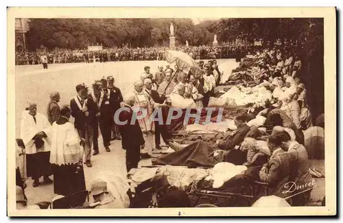 Cartes postales Lourdes Benediction des malades