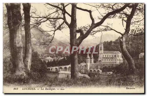 Cartes postales Lourdes La Basilique