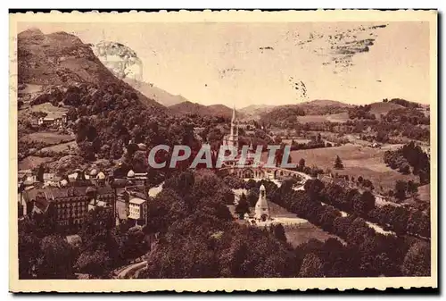 Cartes postales Lourdes La Basilique et le Calvaire vus du Chateau Fort