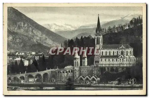 Cartes postales Lourdes La Basilique et la Grotte