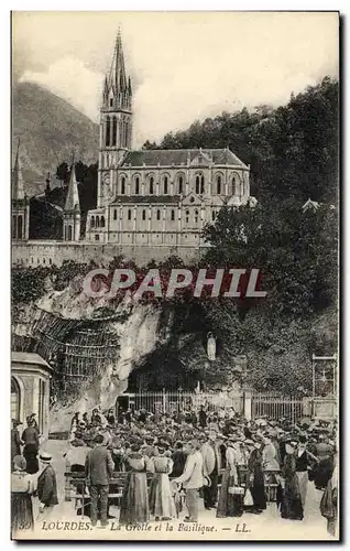 Cartes postales Lourdes La Grotte et la Basilique