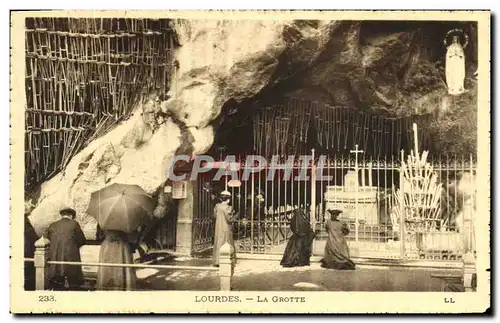 Cartes postales Lourdes La Grotte