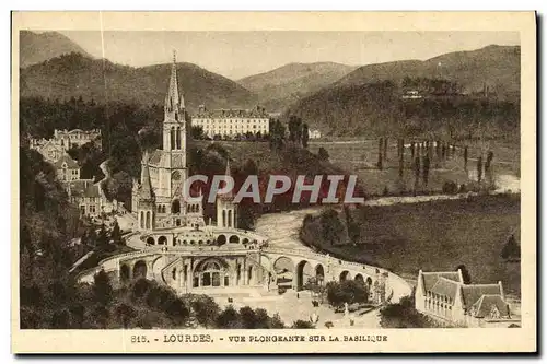 Cartes postales Lourdes Vue Plongeante sur la Basilique