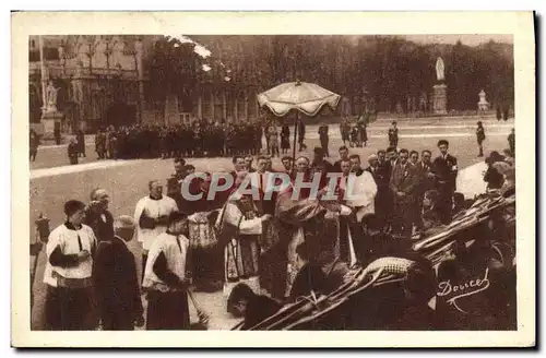 Cartes postales Lourdes La Benediction des malades