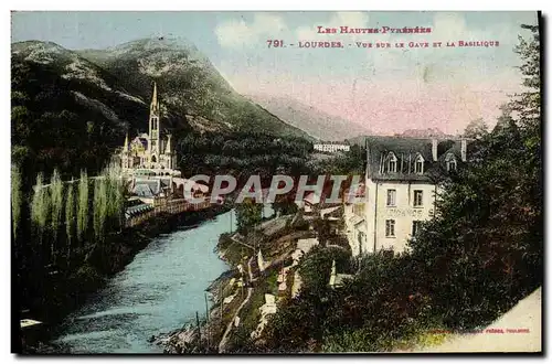 Cartes postales Lourdes Vue sur le Gave et la Basilique
