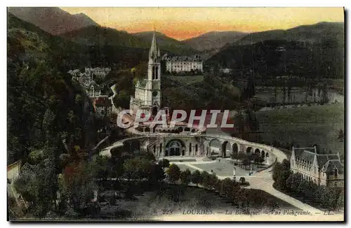 Cartes postales Lourdes La Basilique Vue Plongeante