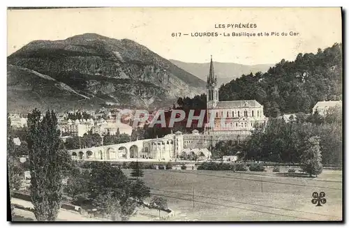 Ansichtskarte AK Lourdes La Basilique et le Pic du Ger