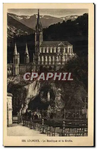 Cartes postales Lourdes La Basilique et la Grotte