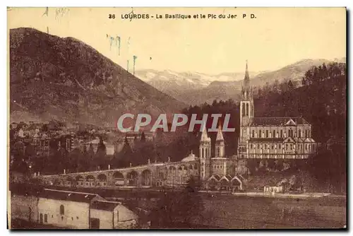 Cartes postales Lourdes La Basilique et le Pic du Jer