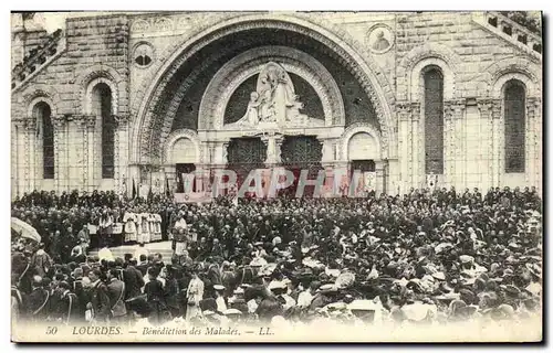 Cartes postales Lourdes Benediction des Malades